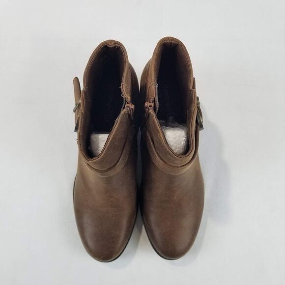 Baretraps Rudelle Ankle Boots Womens 8.5 Brown Faux Leather Zip Buckle Heel NEW - Picture 4 of 10